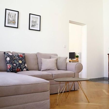 Bloom - Cozy Apartment, 5 Stops To City Center Βιέννη Εξωτερικό φωτογραφία